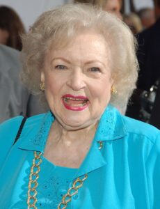 Betty White at the premiere for The Proposal