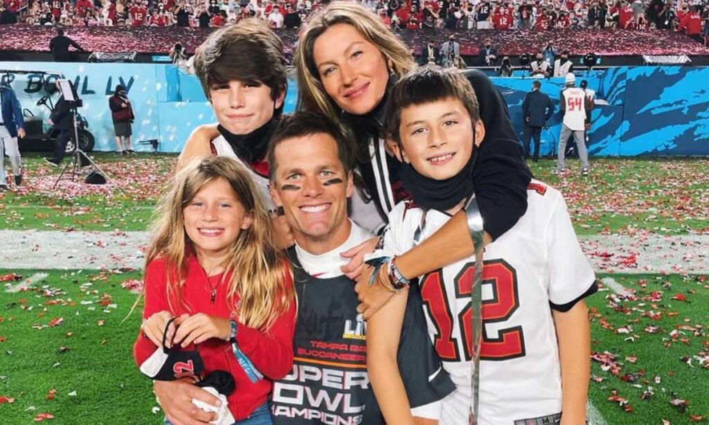 Tom Brady photo with his family