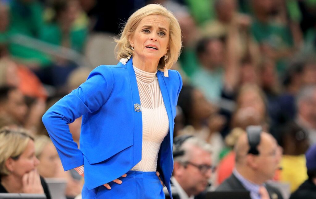 Mulkey hands on hips photo